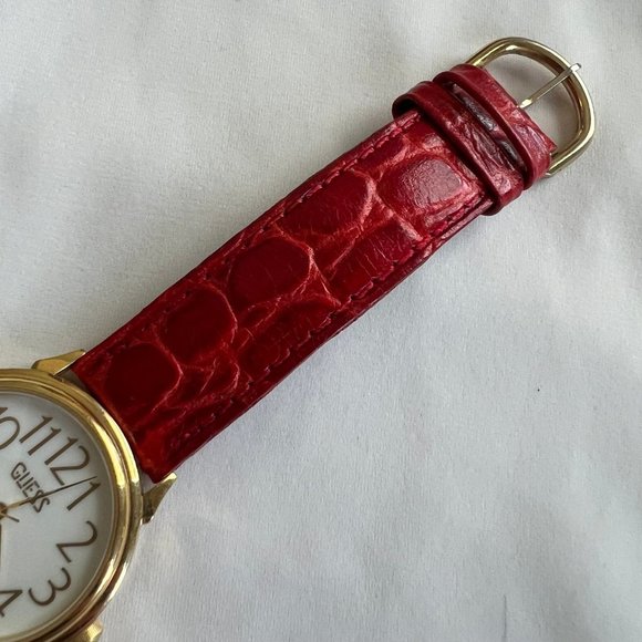Vintage GUESS Red Leather Band Gold Tone Womens Fashion Watch main image 5